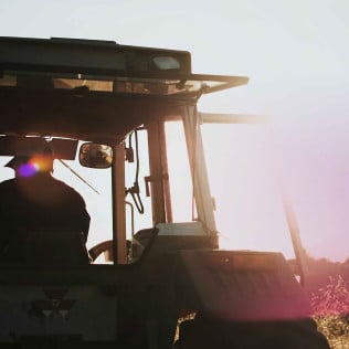 Agriculture, Forestry & Fishing Insurance   Hero