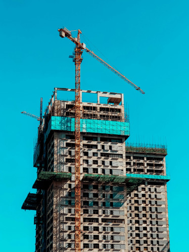 crane high rise building