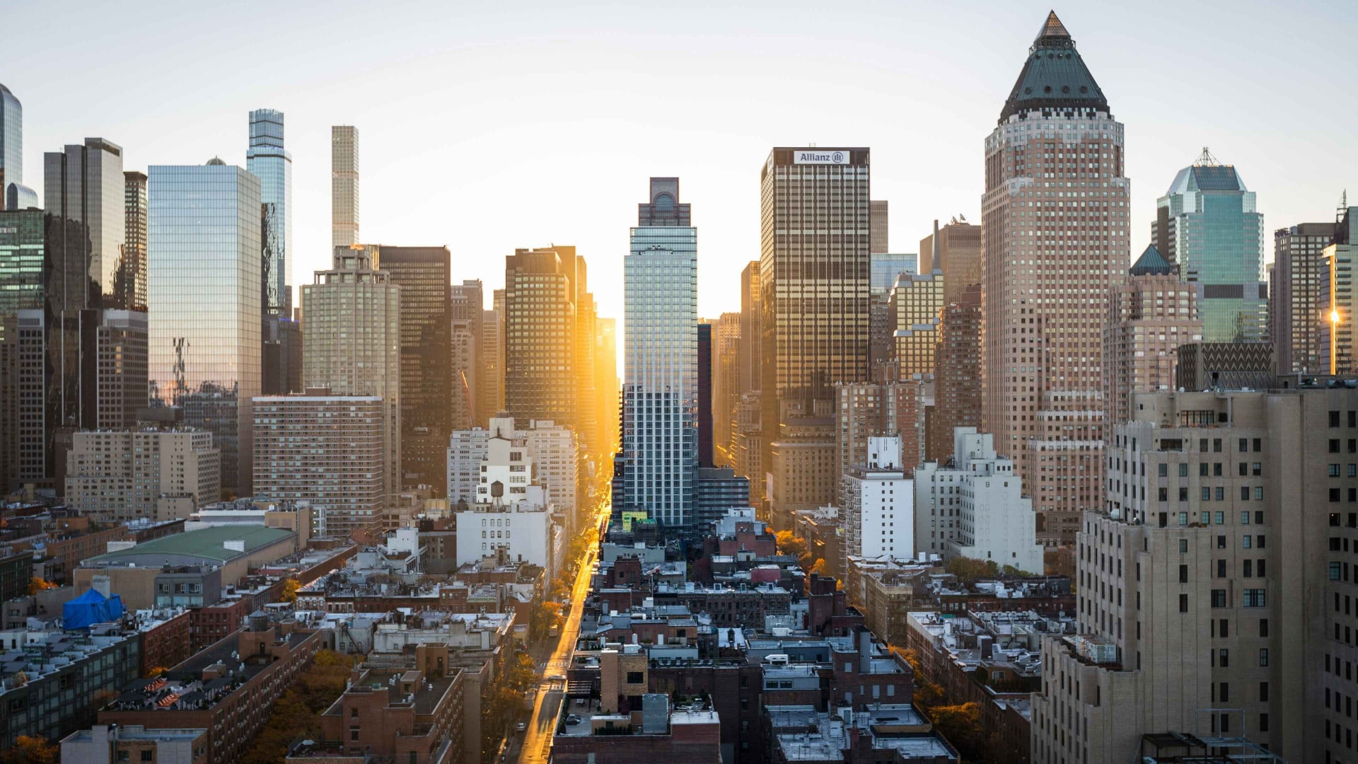 Insuring Loan Portfolio Sales