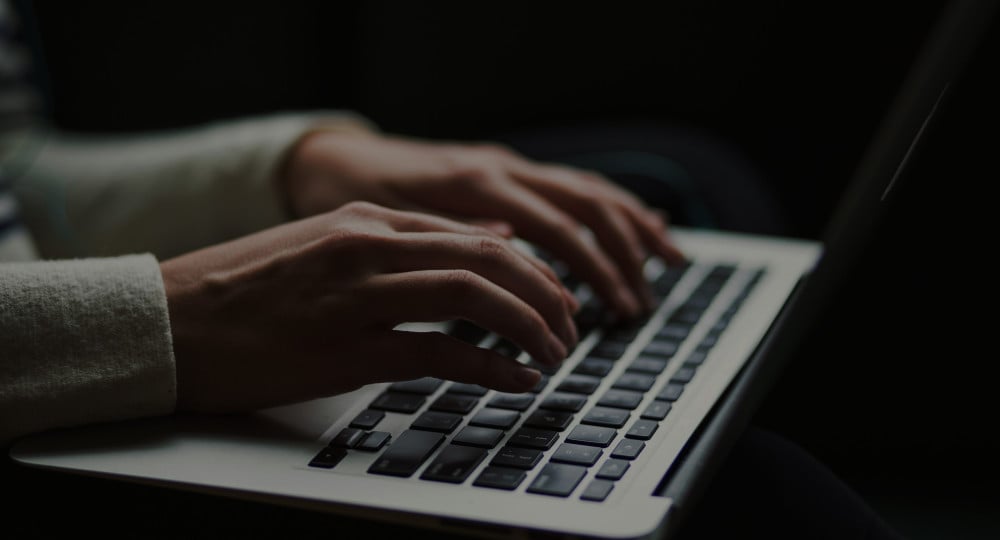 typing web dark