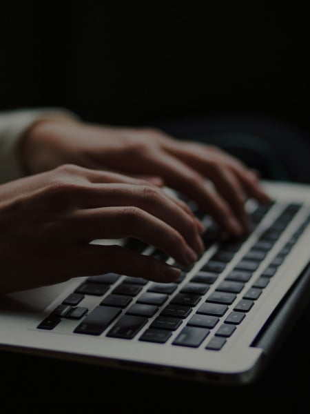 typing web dark