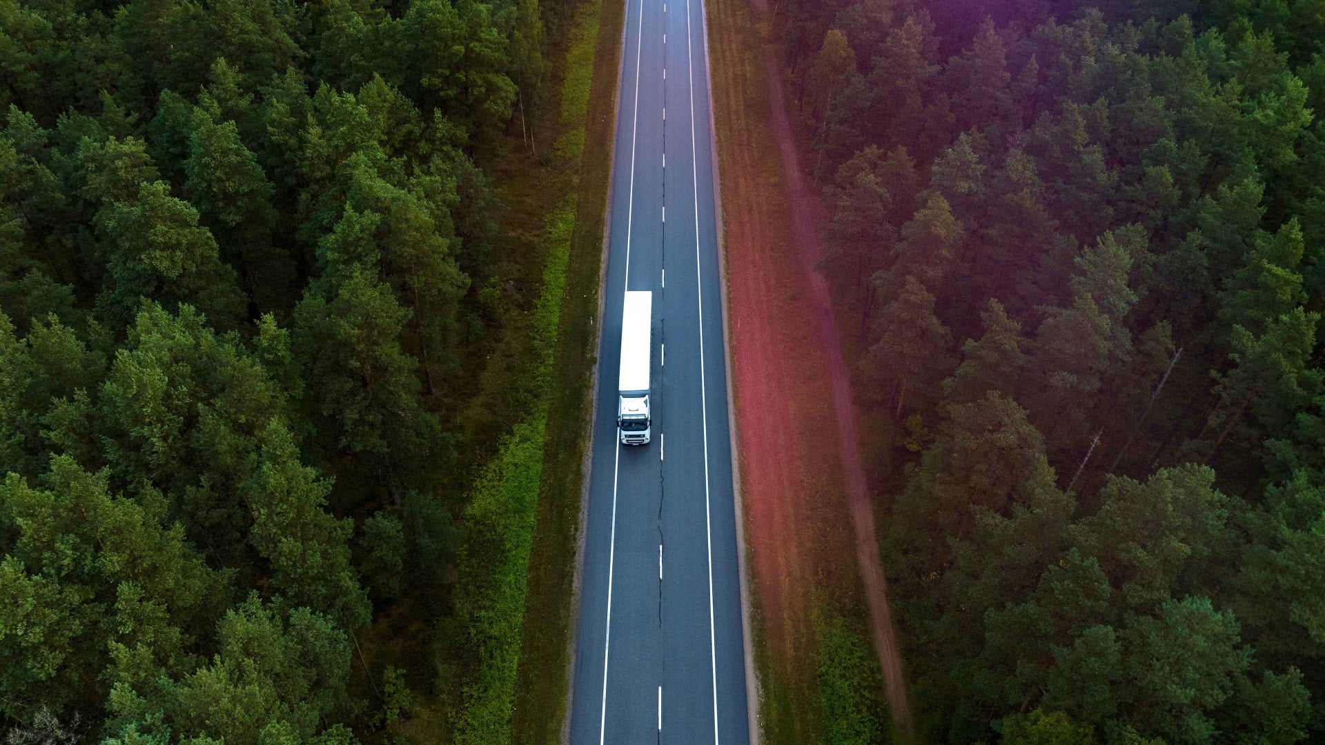 Transportation lorry web 3840x2160